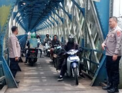 Pro Kontra “Pungli” Jembatan Cirahong: Kades dan Warga Sebut Relawan Adalah Penyelamat, Bukan Pemeras