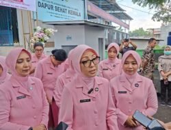 Ketua Bhayangkari Jabar Pantau Standar Gizi di Dapur Sehat Kemala Polres Ciamis