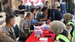 Keren! Polisi di Garut Ramai-ramai Donor Darah, 43 Kantong Berhasil Dikumpulkan