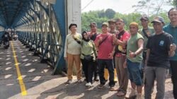 Satu Komando, 4 Kades Turun Gunung Pimpin Kerja Bakti Massal di Jembatan Cirahong