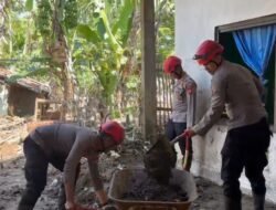 Respons Cepat Polres Garut, Material Banjir di Karangpawitan Dibersihkan