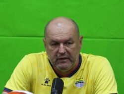 Persib Siap Tempur Lawan Dewa United, Bojan Hodak: Semua Pemain Fit