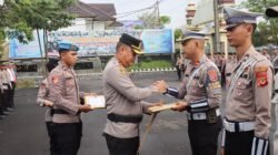 Apresiasi Kinerja! Kapolres Ciamis Ganjar Penghargaan Personel Berprestasi hingga Polisi Cilik