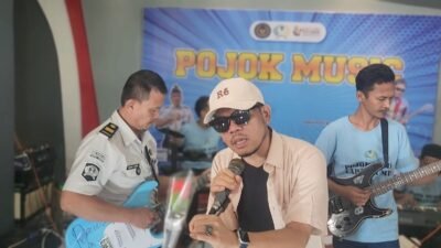 Advokat yang akrab disapa Kang Zudin merilis single terbarunya bertajuk "Cinta Yang Salah".