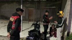 Terciduk! Sepasang Muda-mudi di Garut Asyik Pesta Miras Tengah Malam, Langsung Diangkut Polisi