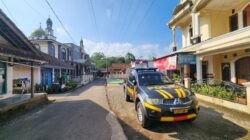 Polisi Kawal Keberangkatan Jemaah Haji KBIH Nurul Huda Panjalu ke Islamic Centre
