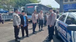 Polsek Rancah Kawal Pelepasan 58 Calon Jemaah Haji Kloter 31 ke Tanah Suci