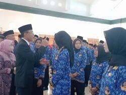 Bupati Ciamis Lantik Pejabat Struktur Baru dan Angkat CPNS Jadi PNS