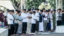 Ribuan Warga Padati Masjid Agung Ciamis, Khidmat Gelar Salat Iduladha 1447 H