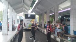 Berantas Premanisme, Sat Samapta Polres Ciamis Sisir Terminal Ciamis
