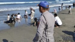 Libur Long Weekend, Satpolairud Polres Garut Sisir Pantai Karang Papak