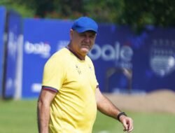 Bojan Hodak Tegaskan Persib Siap Ladeni Persija di Mana Pun, Termasuk Samarinda