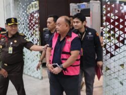 Bikin Geleng Kepala! Dadan Cs Markup Barang Tak Penting: dari 32 Ribu Sepatu hingga 5.400 TV 75 Inch