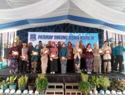 Tangis Haru Warnai Paturay Tineung SMPN 1 Manonjaya, 348 Siswa Lulus 100 Persen