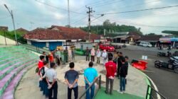 Peringati Hari Lingkungan Hidup, Polsek Cimaragas “Serbu” Terminal untuk Kerja Bakti