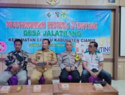Tekan Angka Stunting di Jalatrang Ciamis, Polisi Ikut Rembukan Bareng Warga