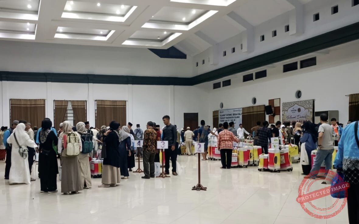 411 Jemaah kloter 31 atau kloter terakhir Haji Ciamis tiba di Islamic Center. (Dok, foto. Kondusif.com)