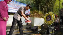 Jelang Hari Bhayangkara ke-80, Kapolres Tasikmalaya Kota Ziarah ke TMP hingga Makam Mantan Kapolri