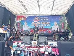 Warga Cijeungjing Sumringah Bawa Pulang Motor dari Jalan Sehat Bhayangkara Polres Ciamis