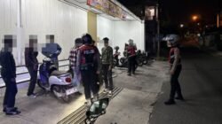 Patroli Dini Hari, Polisi Garut Amankan 8 Remaja Diduga Bawa Samurai dan Tramadol