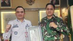 Urus Adminduk di Lokasi TMMD, Disdukcapil Ciamis Sabet Penghargaan dari Kodim Ciamis