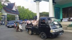 Di Bawah Pilar Islamic Center: Saat Lambaian Tangan Bupati Menyapa Deru Pikap Para Santri di 1 Muharam 1448 H