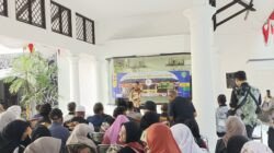 Bupati Ciamis, Herdiat Sunarya, mengungkap kondisi keuangan daerah yang tengah mengalami penurunan saat sambutan di acara komunitas Doervoer. (Dok, foto. Kondusif.com)