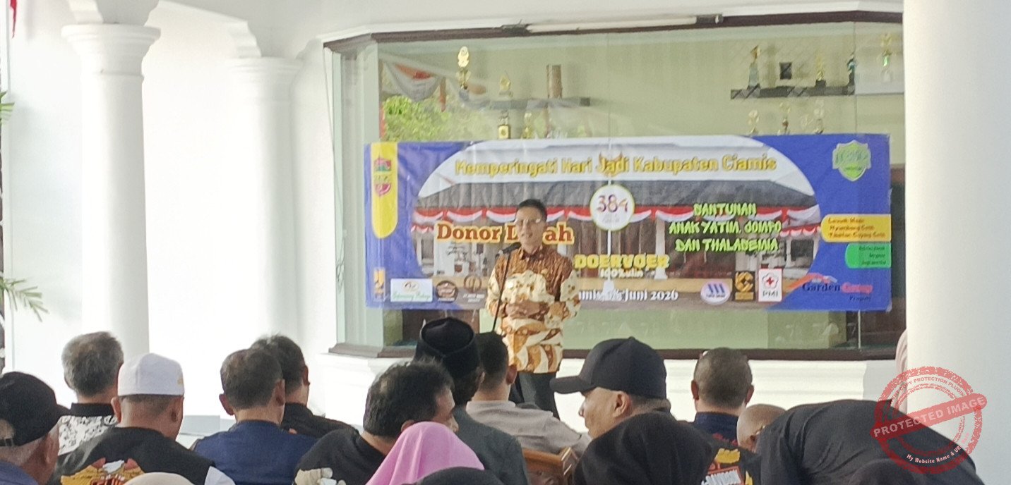 Bupati Ciamis, Herdiat Sunarya saat menjelaskan arti Guyub Ngacangin Galuh yang selaras dengan semangat gotong royong warga Ciamis.