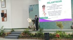 Bupagi Ciamis, Herdiat Sunarya saat memberikan sambutan pada Pelantikan Pimpinan Badan Amil Zakat Nasional (BAZNAS) Kabupaten Ciamis Periode 2026-2031. (Dok, foto. Kondusif.com)