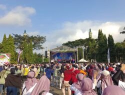 Forkopimda Ciamis Patungan Tambah Hadiah di Jalan Sehat Hari Bhayangkara