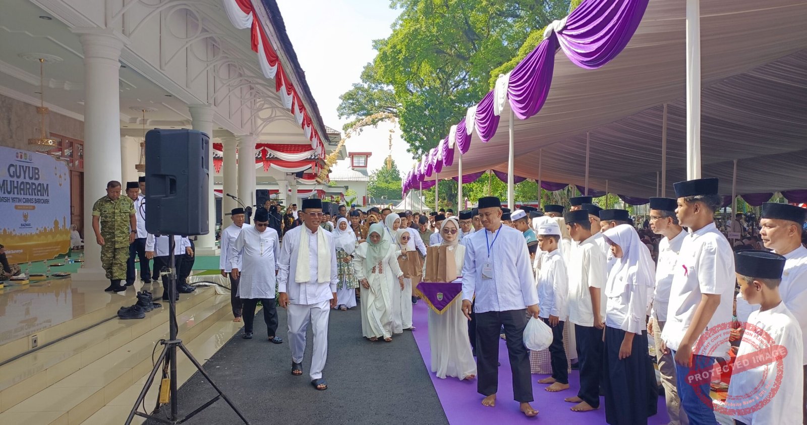 Bupati Ciamis, Herdiat Sunarya saat menghadiri kegiatan Guyub Muharam Miasih Yatim Ciamis Barokah di Pendopo