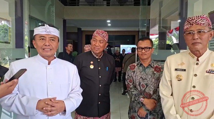 Sekretaris Daerah (Sekda) Provinsi Jawa Barat, Herman Suryatman saat diwawancarai usai Rapat Paripurna DPRD Ciamis dalam rangka Hari Jadi Ciamis ke-384.