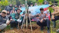 Tanam Harapan untuk Generasi Mendatang, Polri dan Forkopimcam Cikajang Gelar Aksi Penghijauan