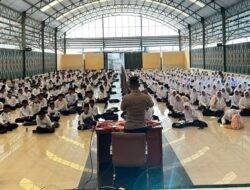 Tanamkan Karakter, Polres Garut Bekali 300 Santri Baru di Limbangan soal Hukum hingga Anti-Bullying