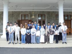 Bupati Herdiat Lepas 10 Pelajar Ciamis ke Kampung Inggris Pare