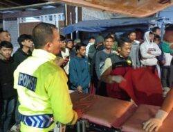 Pengendara Motor Tewas usai Tabrak Pilar Bahu Jalan di Cilawu Garut
