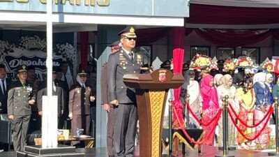 Upacara hari Bhayangkara ke-80 di Polres Ciamis, Kapolres Ciamis, AKBP H. Hidayatullah membacakan amanat Presiden RI. (Dok, foto. Kondusif.com)