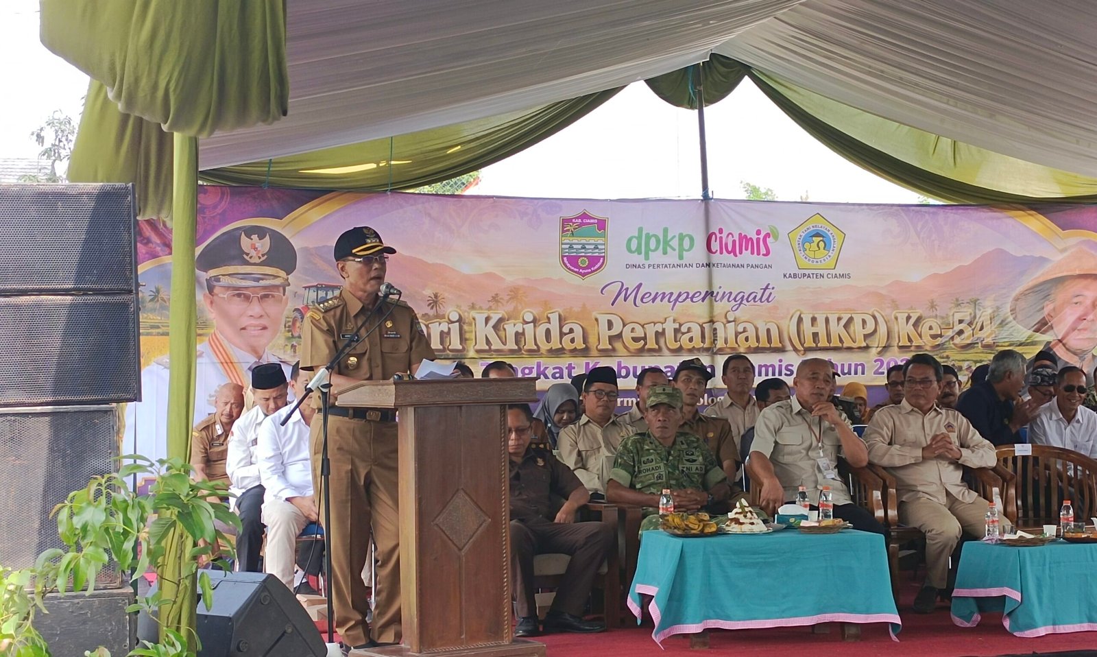 Bupati Ciamis, Herdiat Sunarya saat sambutan di acara HKP ke-54 tingkat Kabupaten Ciamis. (Dok, foto. Kondusif.com/fauza)
