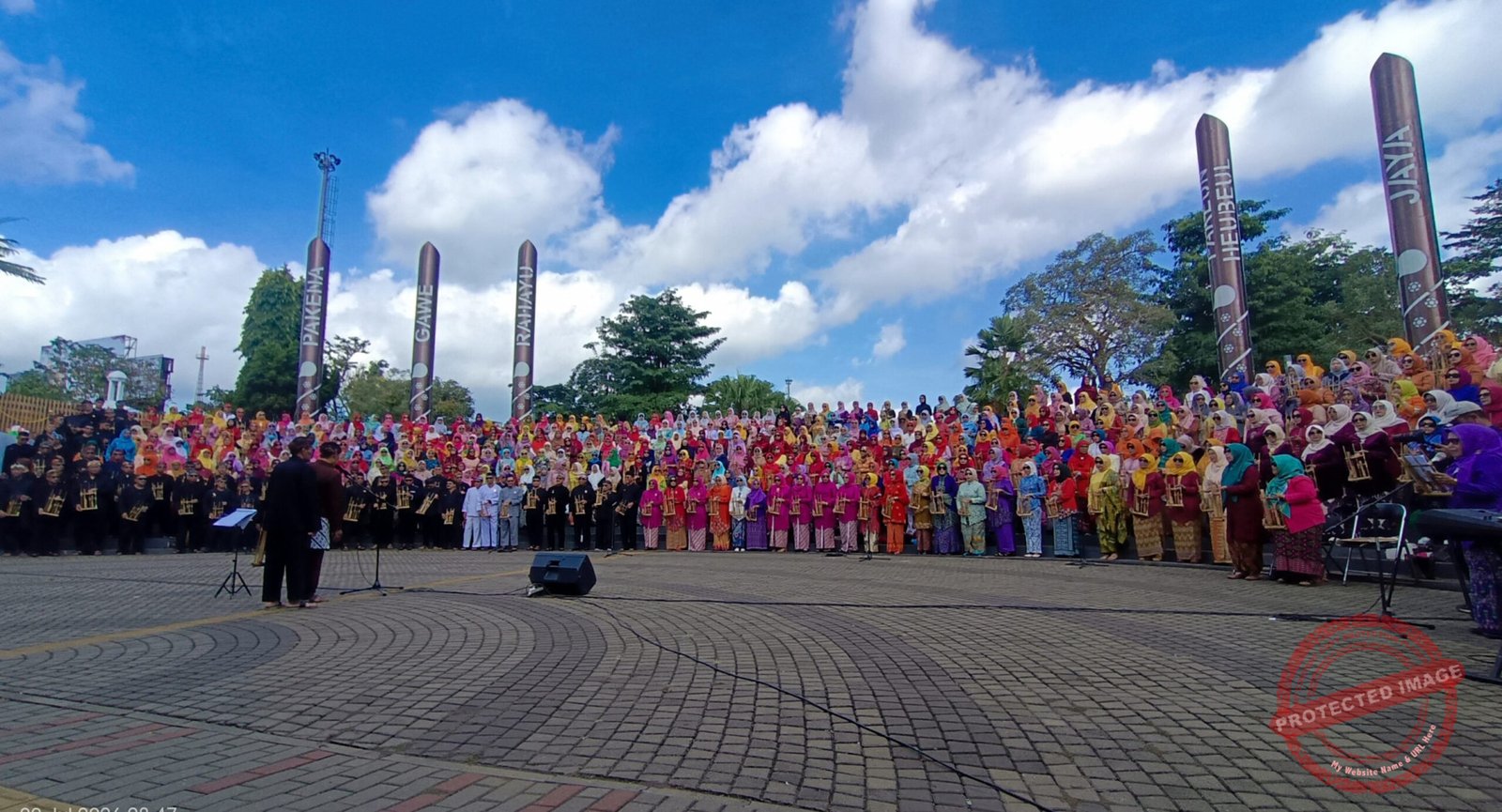 Gebyar angklung part 2 PWRI Ciamis di A