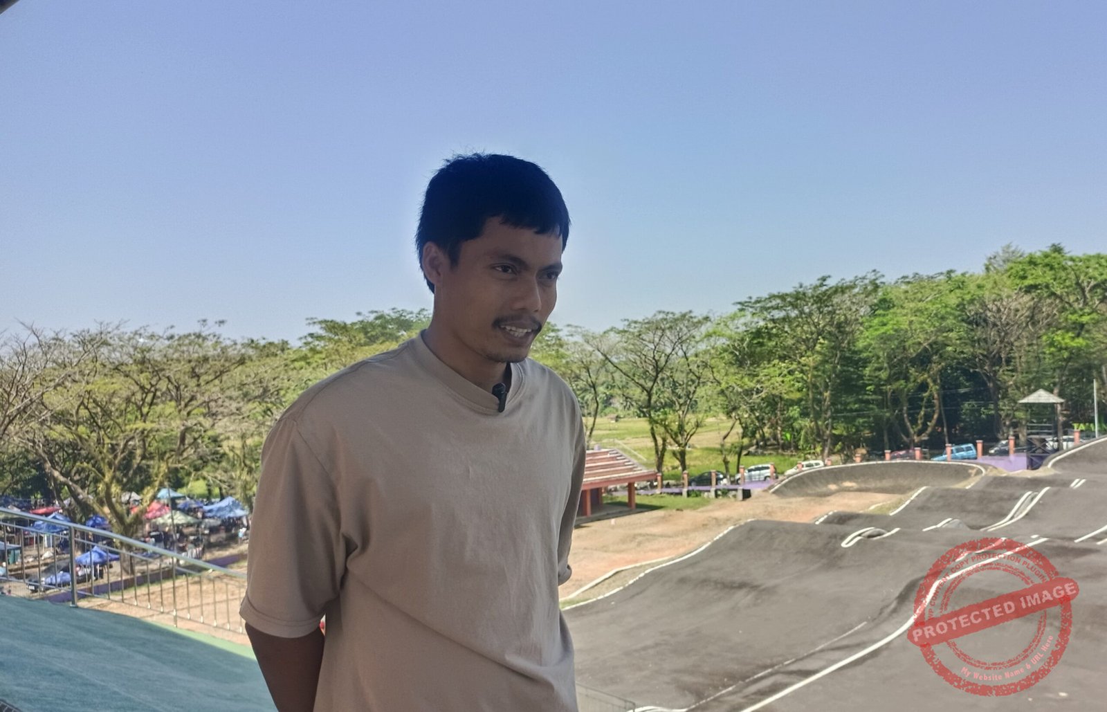Pelatih BMX racing Ciamis, Yogi Putra. (Dok,foto.Kondusif.com)