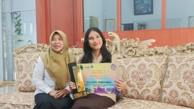Louissa Sessilia Simamora Siswi SMAN 1 Ciamis juara 1 FLS3N Jawa Barat. (Dok, foto. Fauza/kondusif.com)