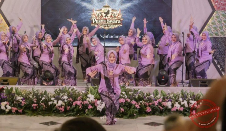 Paduan Suara PGRI Kabupaten Ciamis. (Dok, foto. TP-PKK Kabupaten Ciamis)