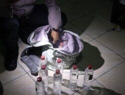 KRYD Polres Ciamis Sita 13 Botol Arak Bali