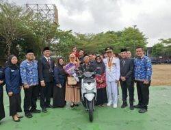 Sampah Jadi Tabungan, Udedi Raih Motor di HUT ke-81 RI