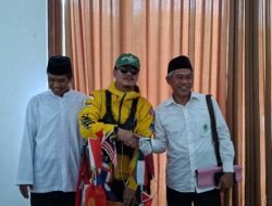 Viko Menulis Al-Qur’an di Tengah Perjalanan Panjang Menuju Tanah Suci