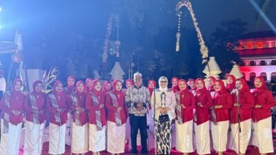 Padus PGRI Kabupaten Ciamis kembali dipercaya tampil dalam peringatan Hari Jadi ke-81 Provinsi Jawa Barat yang dipusatkan di kawasan Gedung Sate, Kota Bandung. (Dok, foto. Istimewa)