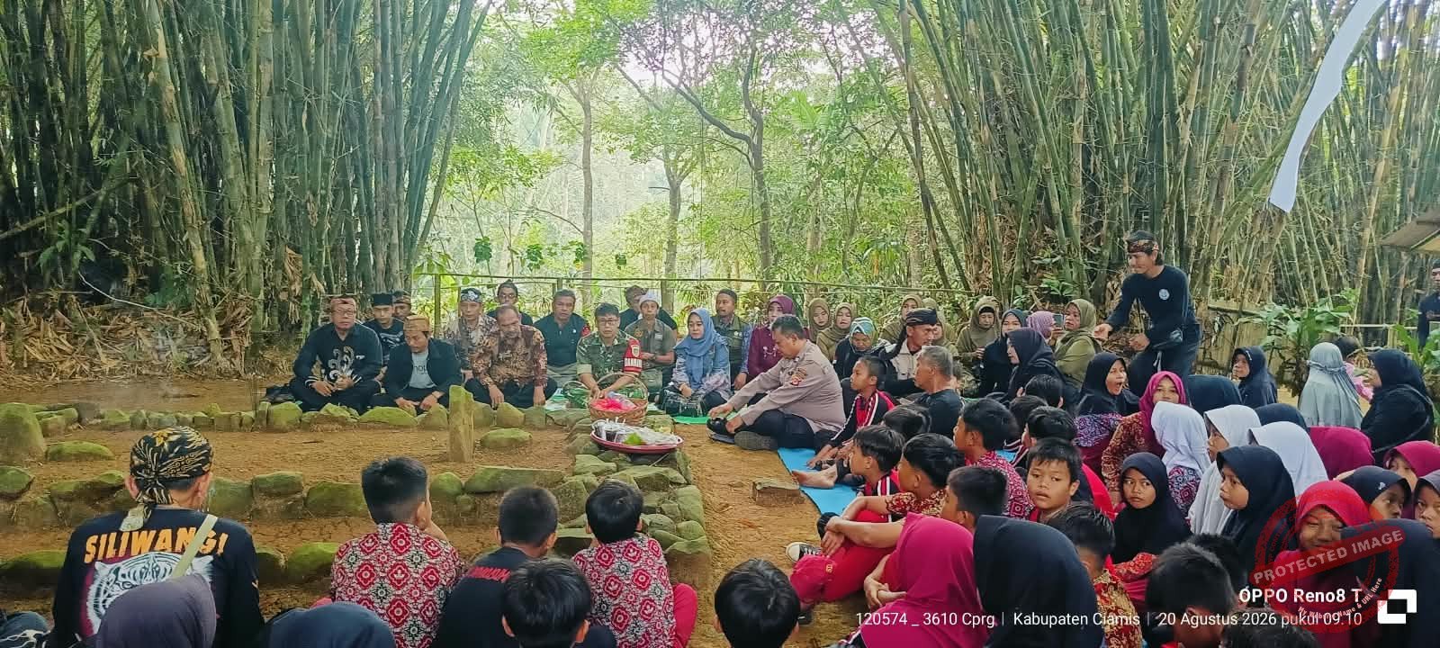 Tradisi Merlawu Desa Ciparigi, Kecamatan Sukadana, Kabupaten Ciamis. (Dok, foto. Istimewa)