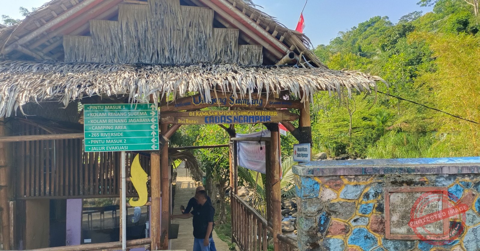 Wisata Cadas Ngampar, Desa Gunungsari, Kecamatan Sadananya, Kabupaten Ciamis, Jawa Barat. (Dok, foto. Kondusif.com)