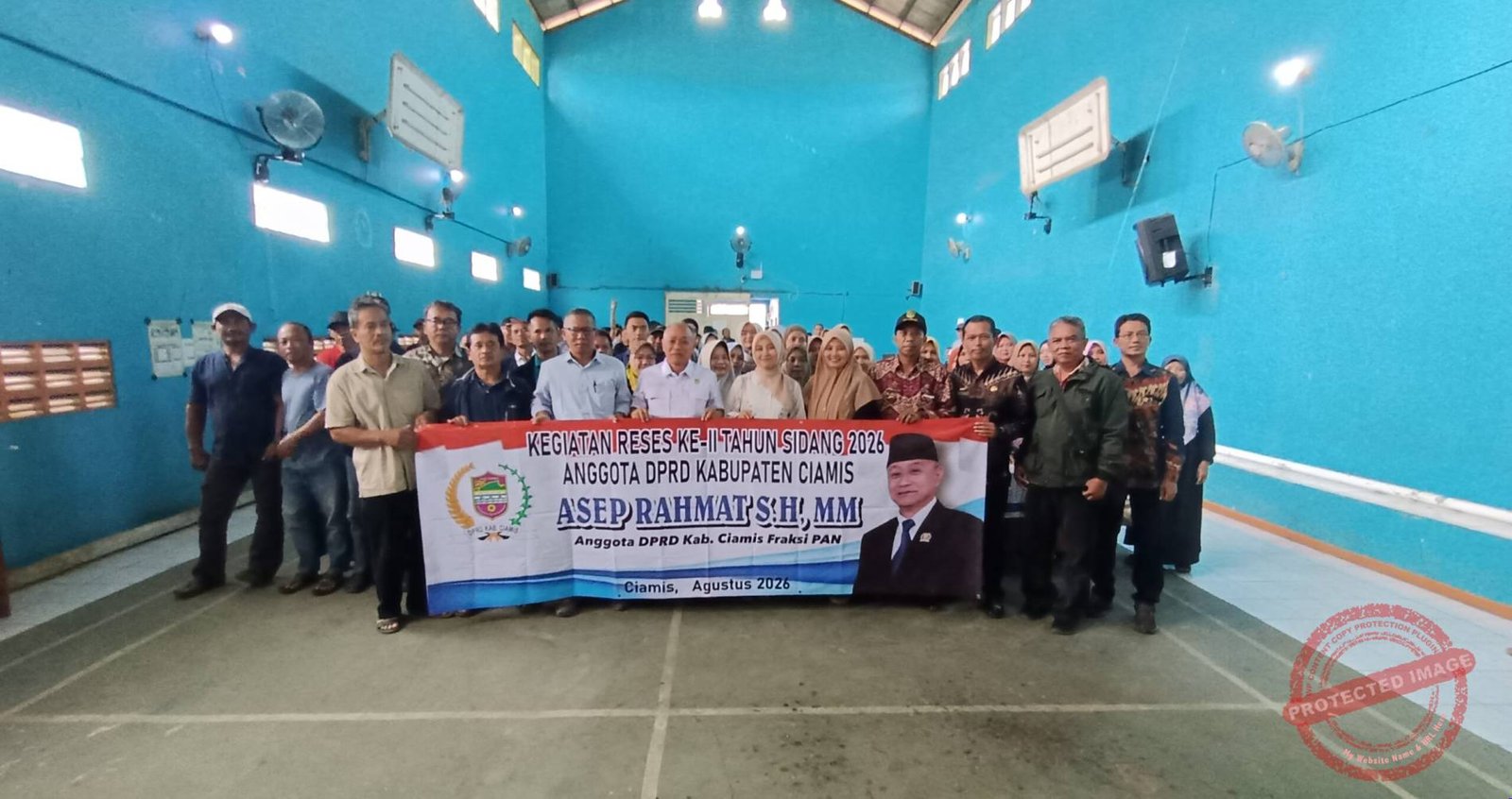 Asep Rahmat, anggota DPRD Ciamis dari Fraksi PAN, menggelar Reses II Tahun Sidang 2026 di Aula Desa Pamalayan, Kecamatan Cijeungjing, Kabupaten Ciamis, Kamis (27/8/2026). (Dok, foto. Kondusif.com)