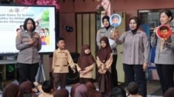 HUT ke-78 Polwan, Polisi Perempuan di Garut Turun Edukasi Anak